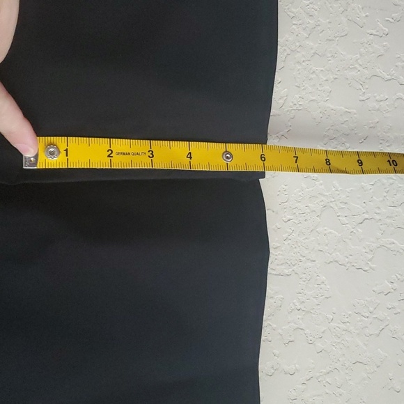 Torrid NWT 2X 18-20 solid black ponte pencil skirt - Picture 3 of 6